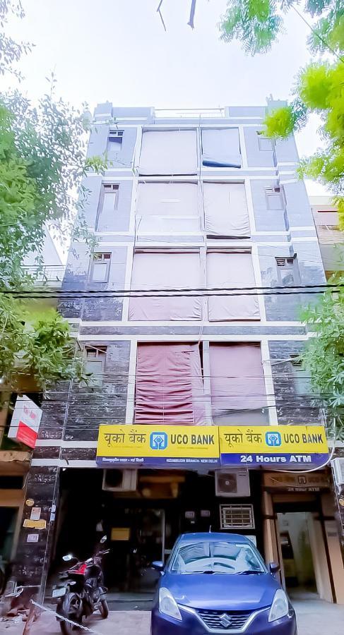 Hotel Tom - Jungpura Chruch Road Нью-Дели Экстерьер фото